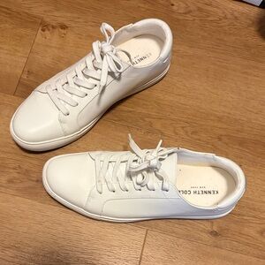 Kenneth Cole Women's White Sneakers
